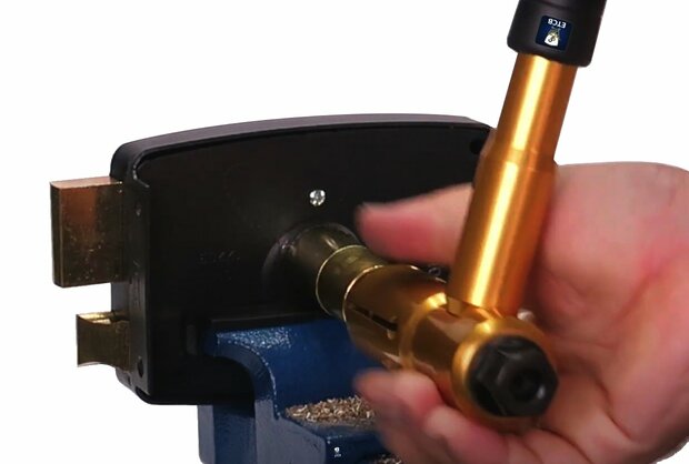 Lock Cracker Extreme